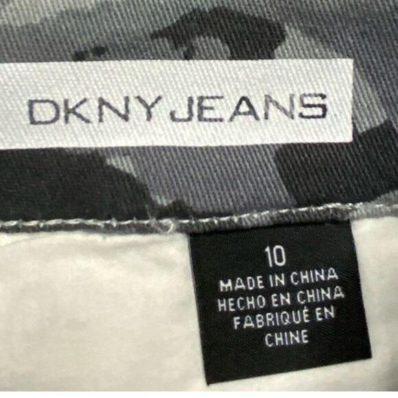 DKNY Ludlow Skinny Jean Women 10 Mid Rise Utility Stretch Cargo Camouflage Pants - Picture 9 of 11